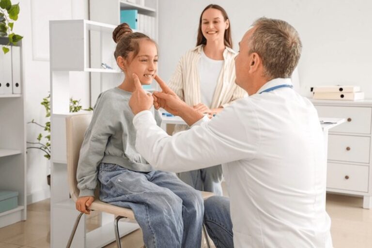 Speech therapist in Dubai working with a child during a communication development session